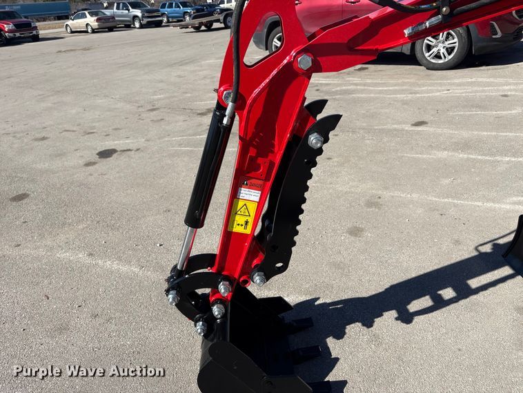 image for item EI5739 2025 Vicsec VC13 mini excavator