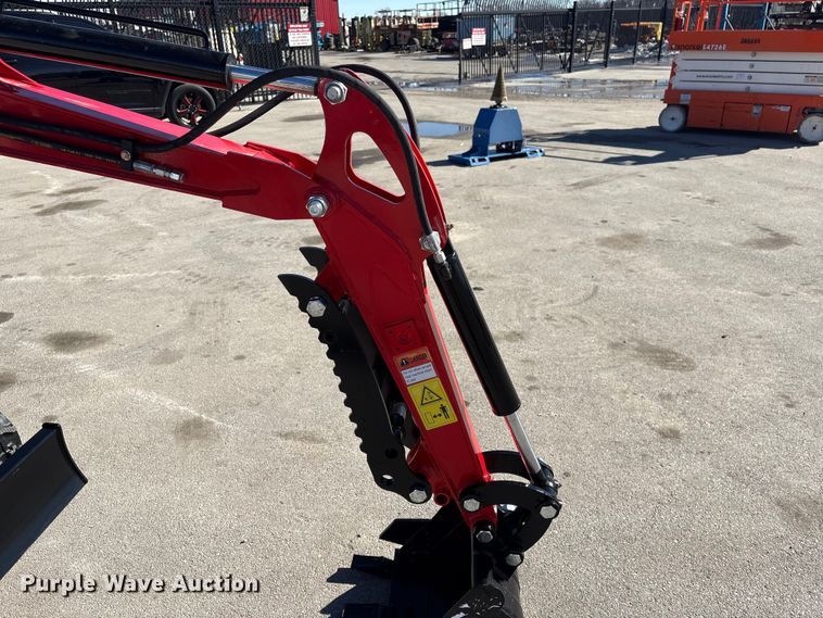 image for item EI5739 2025 Vicsec VC13 mini excavator