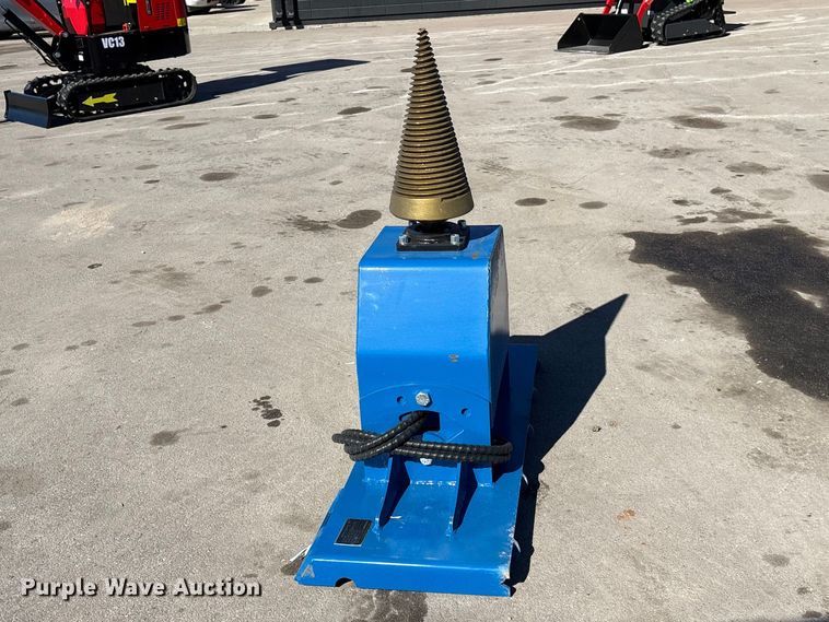 image for item EI5740 2025 Giyi LS43  skid steer spiral log splitter