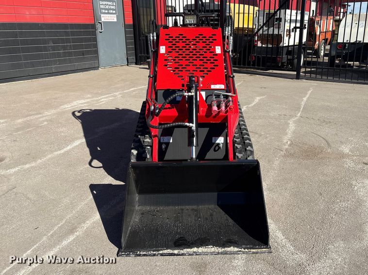 image for item EI5741 2025 AGT YSRT14 compact utility loader