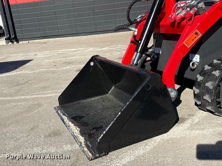 image for item EI5741 2025 AGT YSRT14 compact utility loader