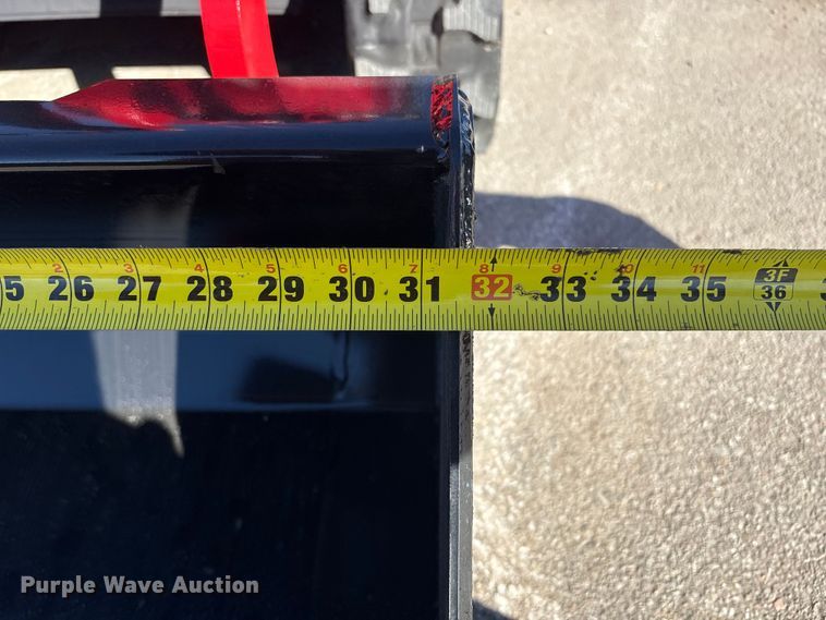 image for item EI5741 2025 AGT YSRT14 compact utility loader