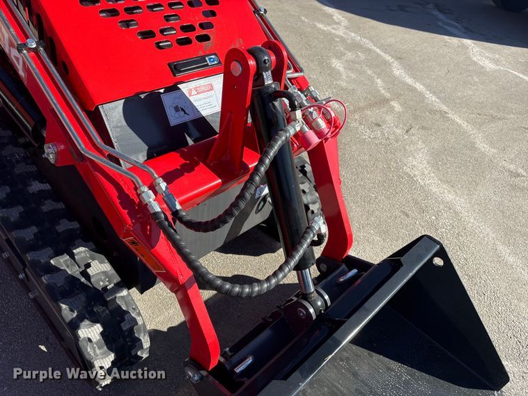 image for item EI5741 2025 AGT YSRT14 compact utility loader