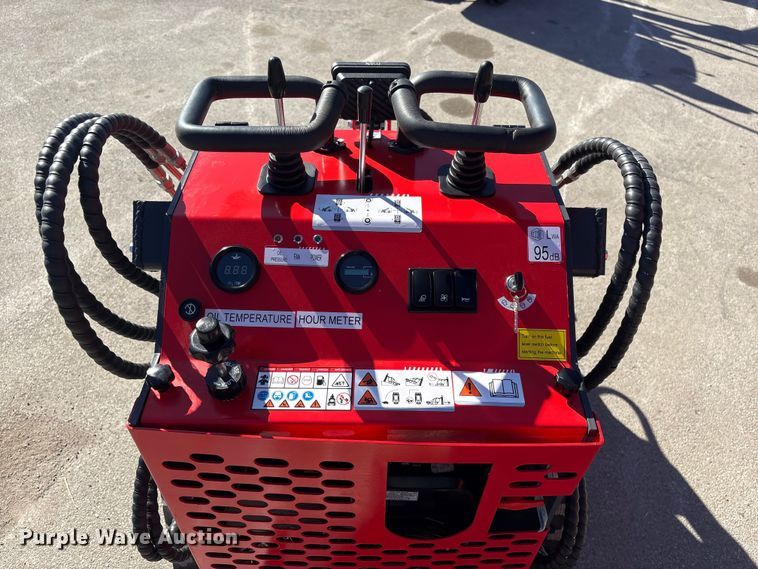 image for item EI5741 2025 AGT YSRT14 compact utility loader