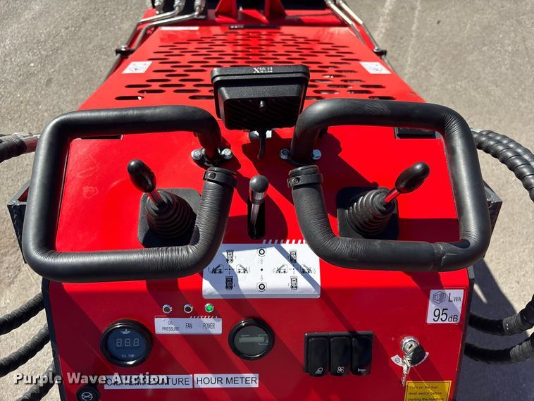 image for item EI5741 2025 AGT YSRT14 compact utility loader