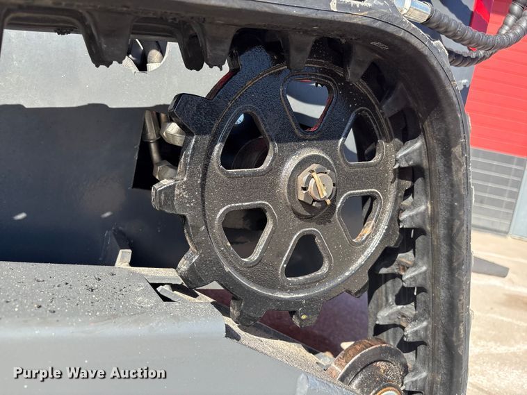 image for item EI5741 2025 AGT YSRT14 compact utility loader