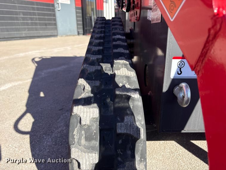 image for item EI5741 2025 AGT YSRT14 compact utility loader