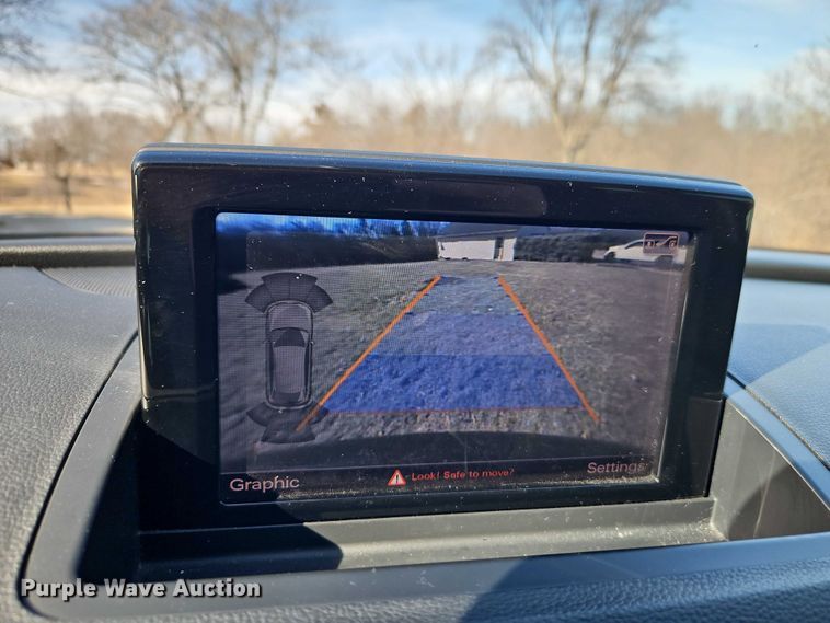 image for item EO4991 2015 Audi Q3 SUV