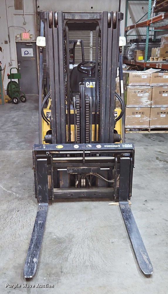 image for item EO4992 Caterpillar GC25K forklift