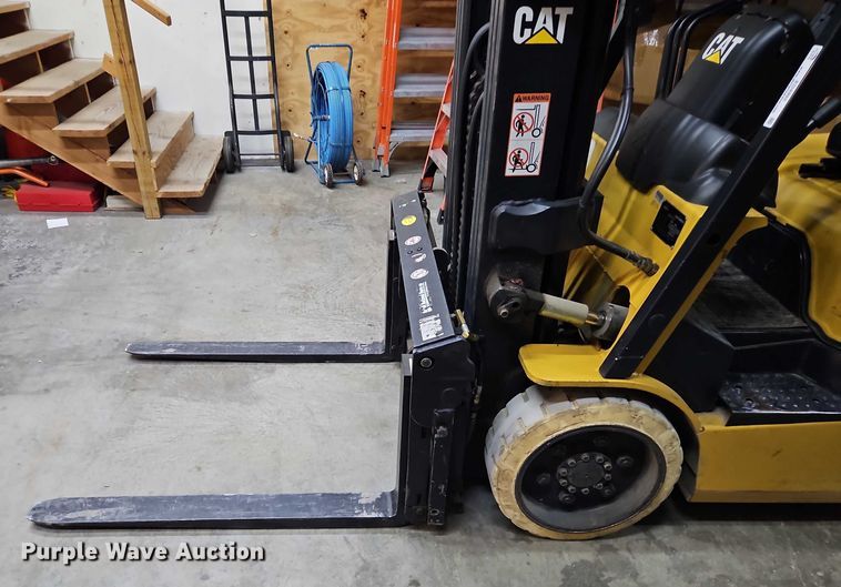 image for item EO4992 Caterpillar GC25K forklift