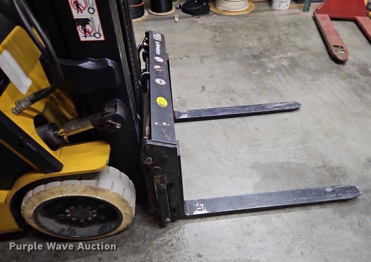 image for item EO4992 Caterpillar GC25K forklift