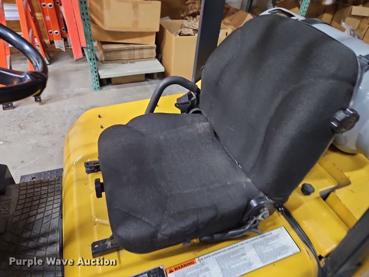 image for item EO4992 Caterpillar GC25K forklift