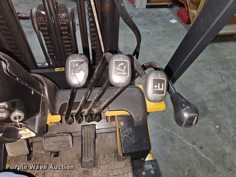 image for item EO4992 Caterpillar GC25K forklift