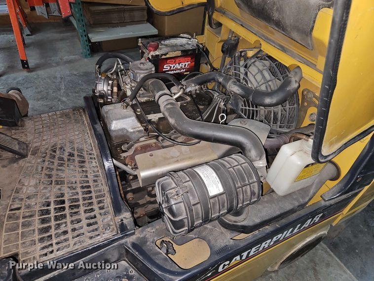 image for item EO4992 Caterpillar GC25K forklift