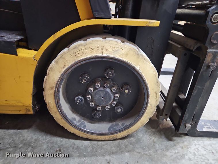 image for item EO4992 Caterpillar GC25K forklift