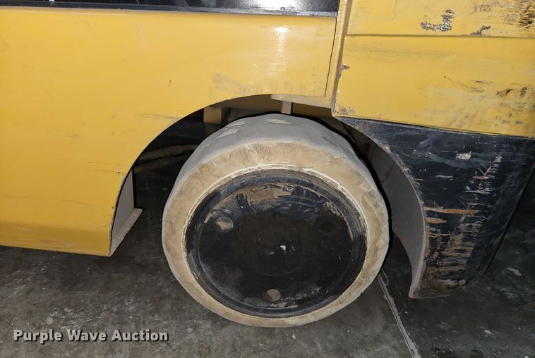 image for item EO4992 Caterpillar GC25K forklift