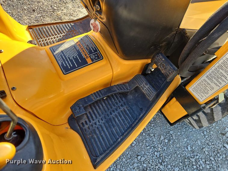 image for item EO4995 Cub Cadet 6284 MFWD tractor