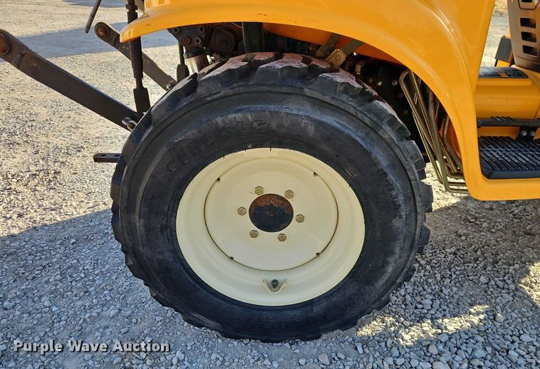 image for item EO4995 Cub Cadet 6284 MFWD tractor