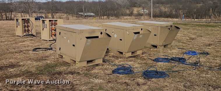 image for item EO7001 (3) generators with distribution boxes