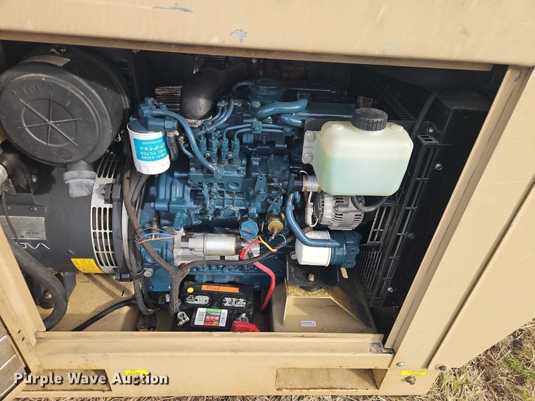 image for item EO7001 (3) generators with distribution boxes