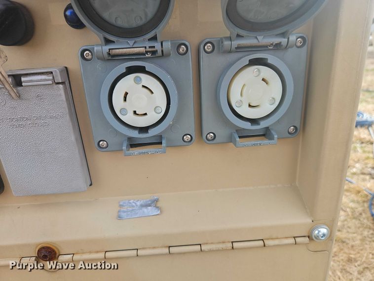 image for item EO7001 (3) generators with distribution boxes