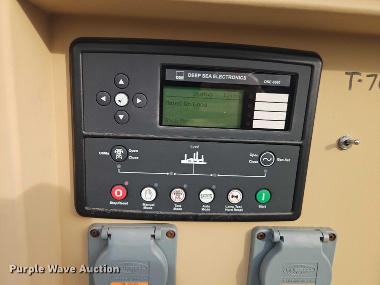 image for item EO7001 (3) generators with distribution boxes