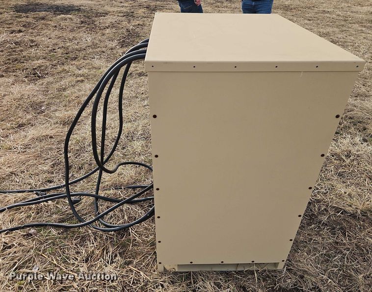 image for item EO7001 (3) generators with distribution boxes