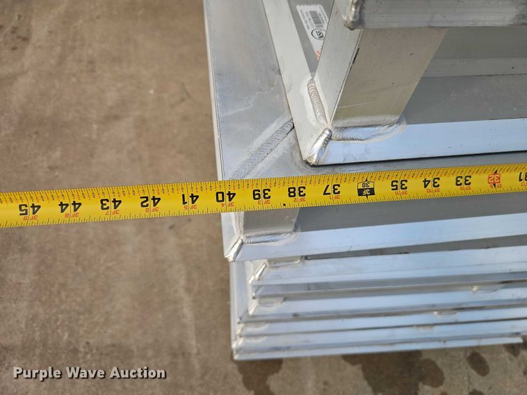 image for item EO7005 (17) Uline H-4062 40