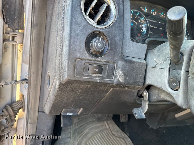 image for item EP2894 2014 Ford F150 Crew Cab pickup truck