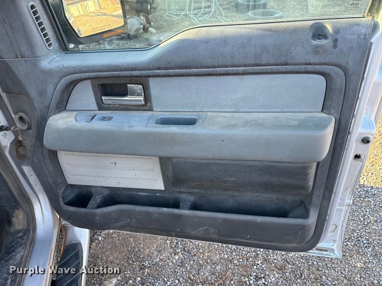 image for item EP2894 2014 Ford F150 Crew Cab pickup truck