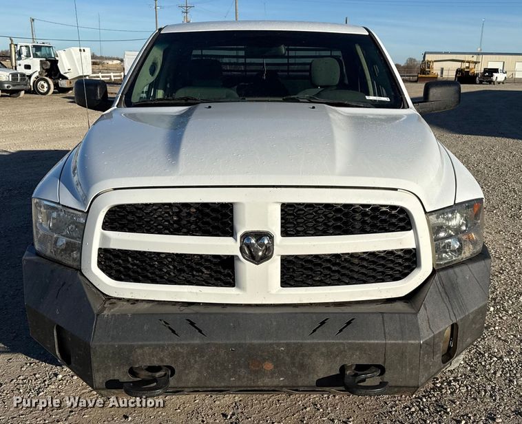 image for item EP2897 2015 RAM 1500 Ext. Cab pickup truck