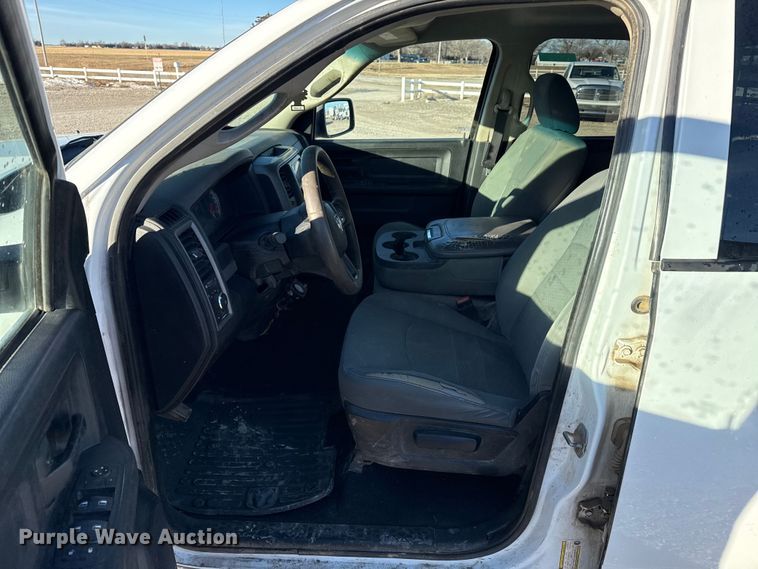 image for item EP2897 2015 RAM 1500 Ext. Cab pickup truck