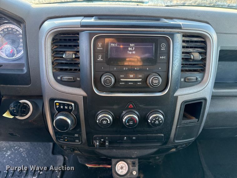 image for item EP2897 2015 RAM 1500 Ext. Cab pickup truck