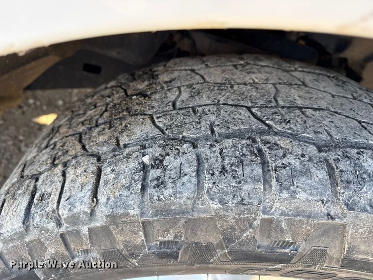 image for item EP2897 2015 RAM 1500 Ext. Cab pickup truck