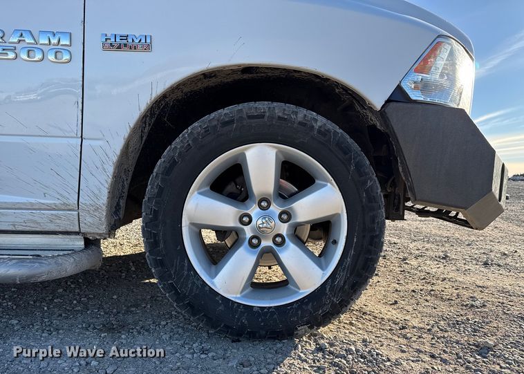 image for item EP2897 2015 RAM 1500 Ext. Cab pickup truck
