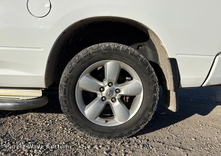 image for item EP2897 2015 RAM 1500 Ext. Cab pickup truck