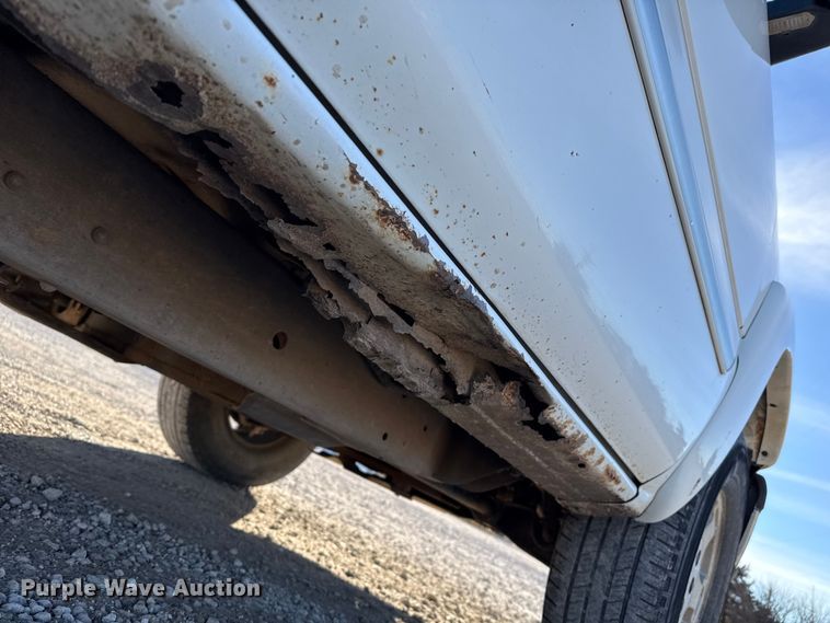 image for item EP2899 2004 Chevrolet Silverado 1500 Ext. Cab pickup truck