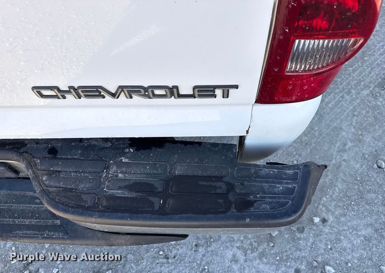 image for item EP2899 2004 Chevrolet Silverado 1500 Ext. Cab pickup truck