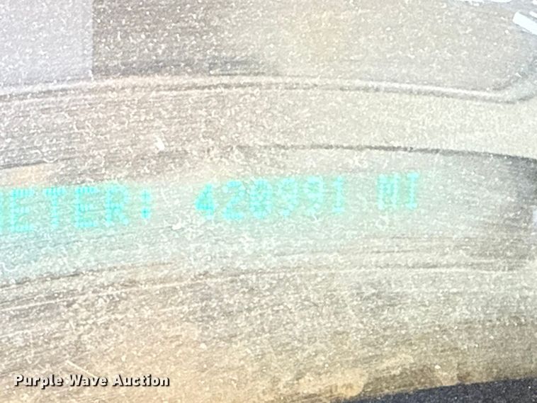 image for item EP2899 2004 Chevrolet Silverado 1500 Ext. Cab pickup truck