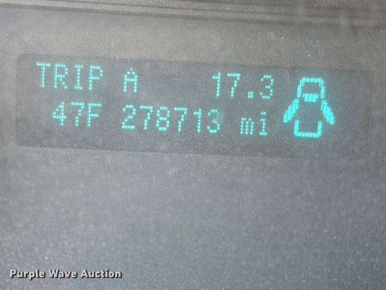 image for item EP2900 2011 Ford F250 Ext. Cab utility bed pickup truck