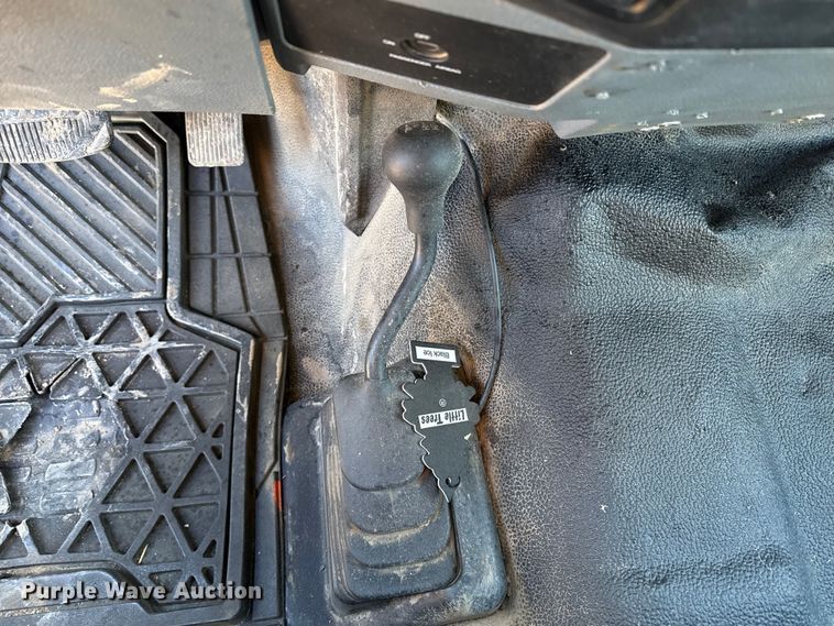 image for item EP2900 2011 Ford F250 Ext. Cab utility bed pickup truck