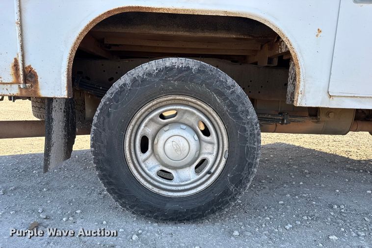 image for item EP2900 2011 Ford F250 Ext. Cab utility bed pickup truck