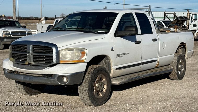 image for item EP2901 2006 Dodge Ram 2500 Ext. Cab pickup truck