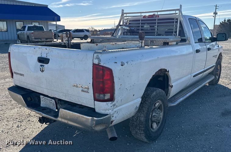 image for item EP2901 2006 Dodge Ram 2500 Ext. Cab pickup truck