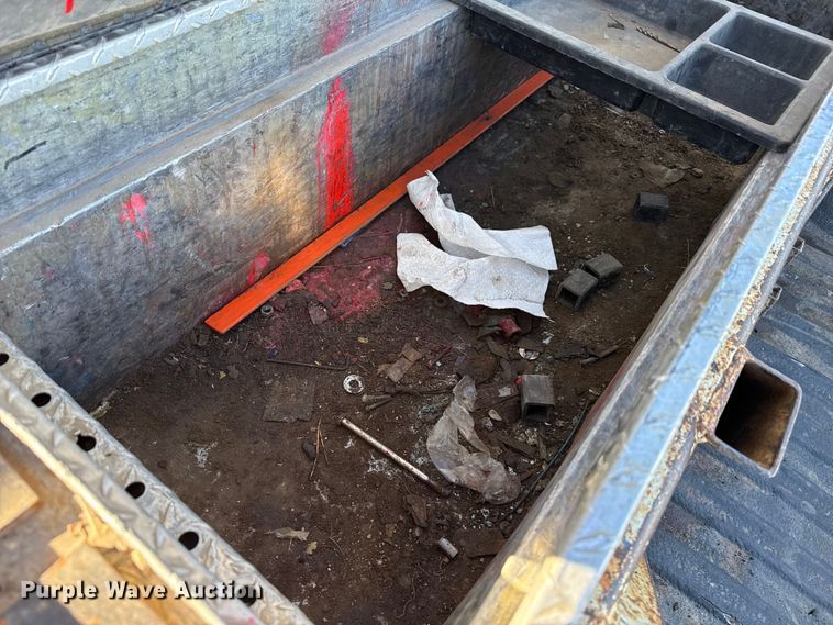 image for item EP2901 2006 Dodge Ram 2500 Ext. Cab pickup truck