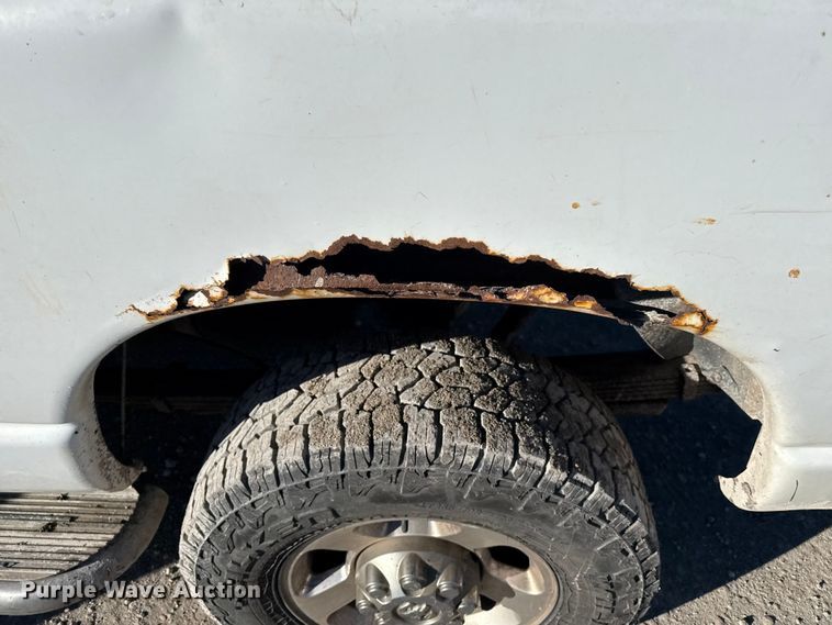 image for item EP2901 2006 Dodge Ram 2500 Ext. Cab pickup truck