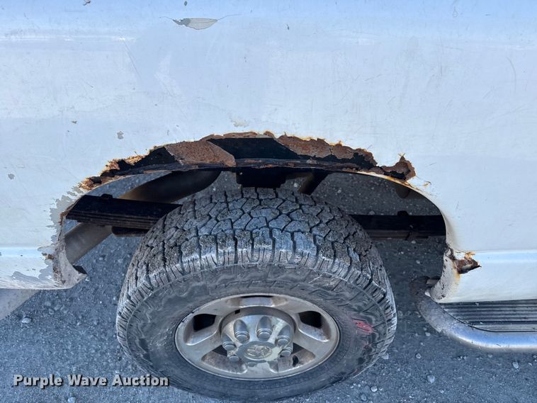 image for item EP2901 2006 Dodge Ram 2500 Ext. Cab pickup truck