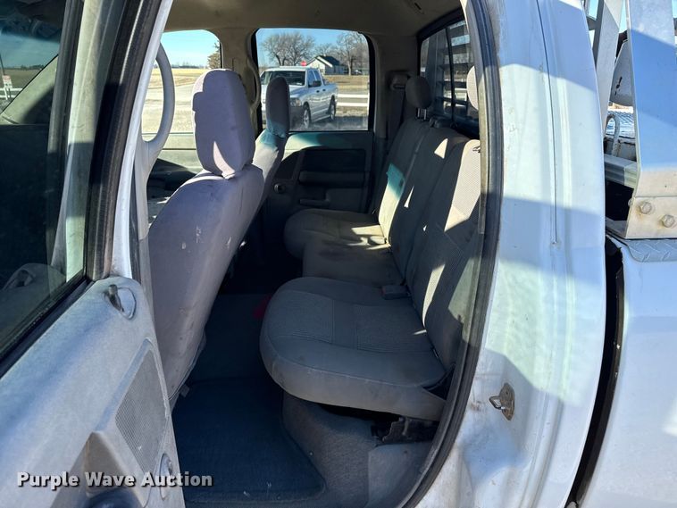 image for item EP2901 2006 Dodge Ram 2500 Ext. Cab pickup truck