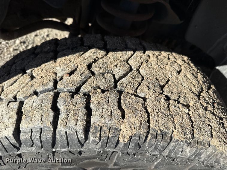 image for item EP2901 2006 Dodge Ram 2500 Ext. Cab pickup truck