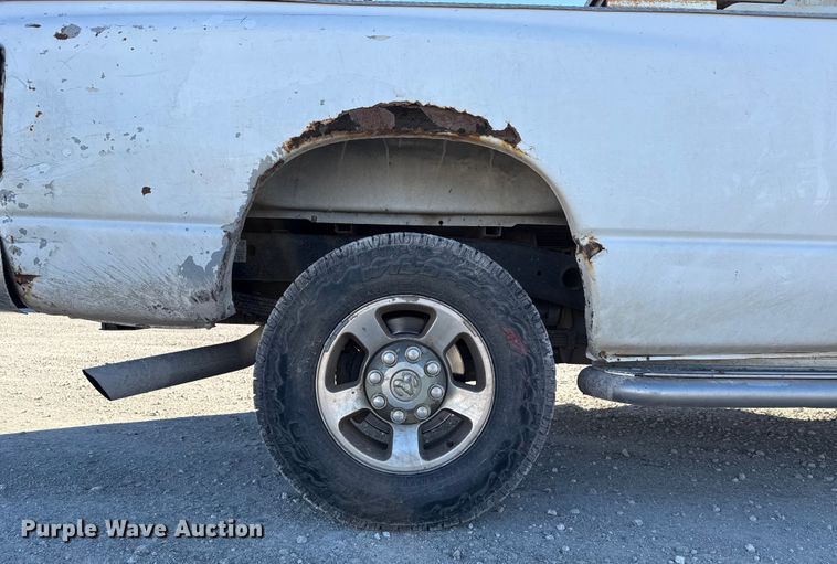 image for item EP2901 2006 Dodge Ram 2500 Ext. Cab pickup truck